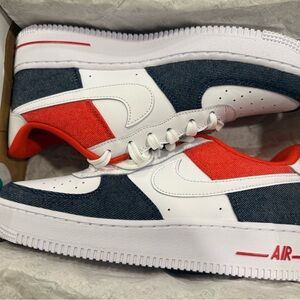 Nike Air Force 1 LV8 GS White and Midnight Navy - Kids 7Y